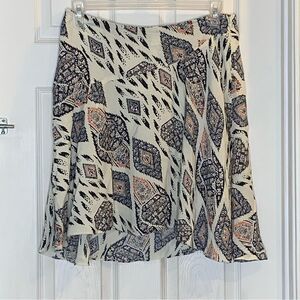 Vince Camuto Moroccan Mirage Skirt Size 10 in Antique White